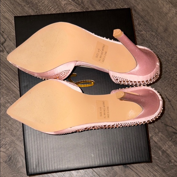 💖Elegant Rose Gold Studded Women's Heels - Picture 5 of 7